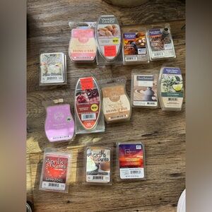 13 Wax Melt lot / bundle